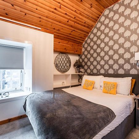 Whinstone Holiday Home In Falkland - Sleeps 8 Exteriör bild
