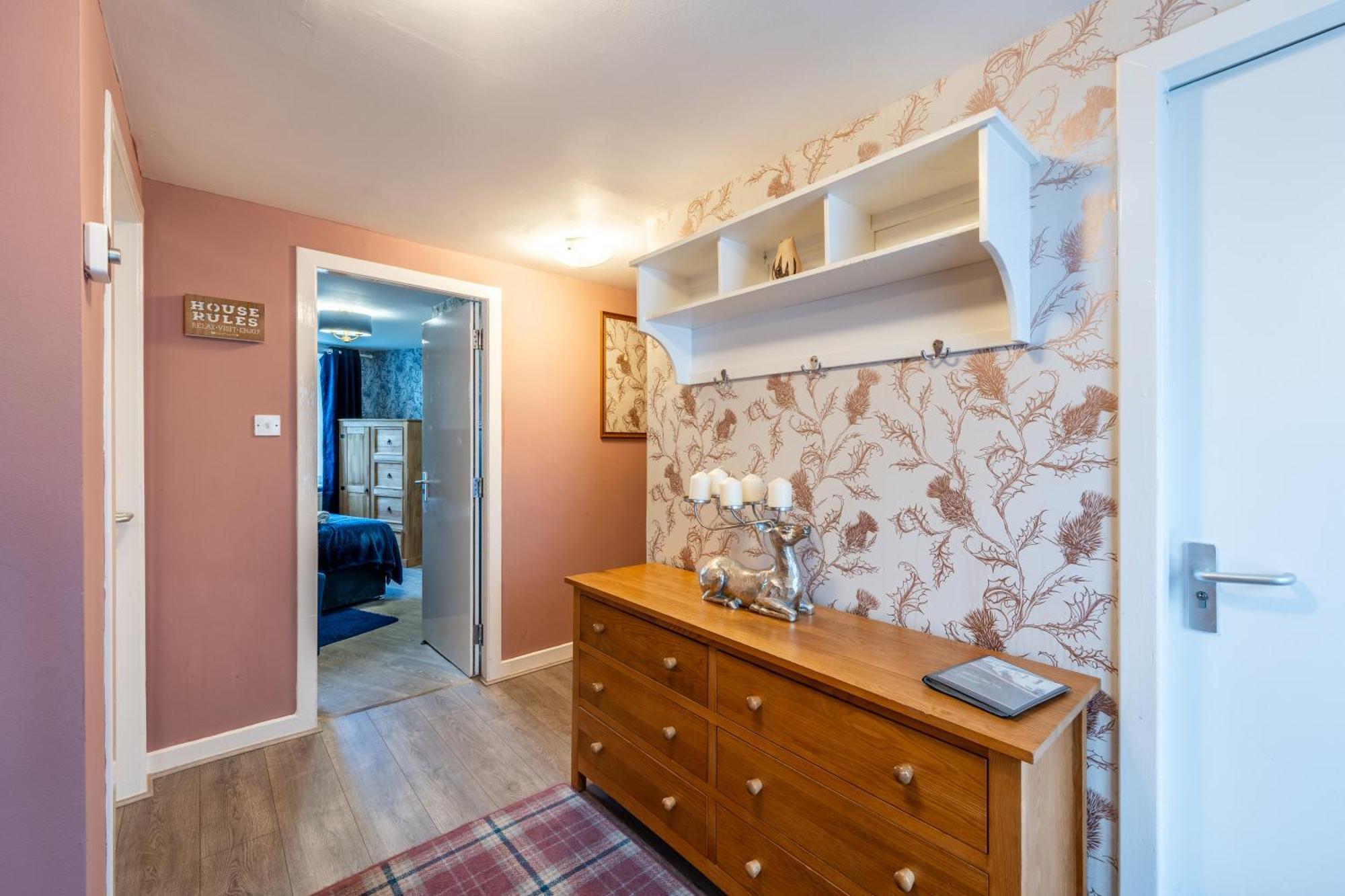 Whinstone Holiday Home In Falkland - Sleeps 8 Exteriör bild